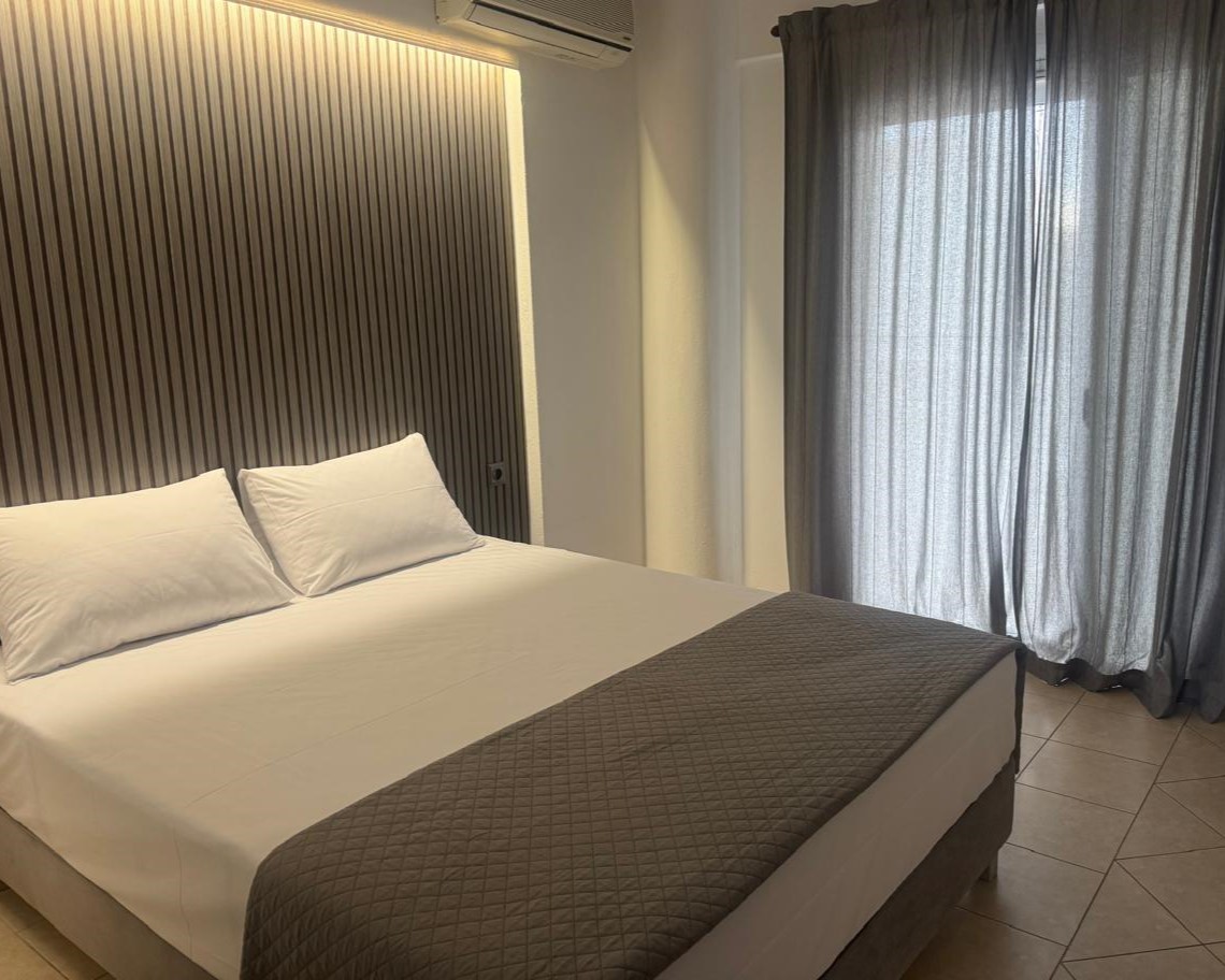 Deluxe Apartment - Pool and Garden View